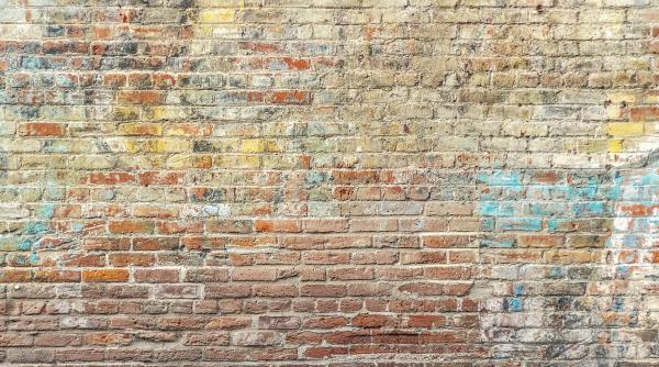 noul graffiti al lui banksy a fost indepartat din londra starnind controverse si reactii puternice