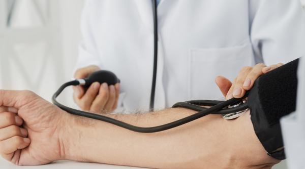 hipertensiunea ajuta colesterolul sa faca rau dr sorin baila sanador cand nu este perceput ca un corp strain colesterolul repara proces deosebit de complex