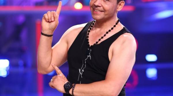 jean de la craiova luat la rost la tv trebuia sa stai acasa sa dormi