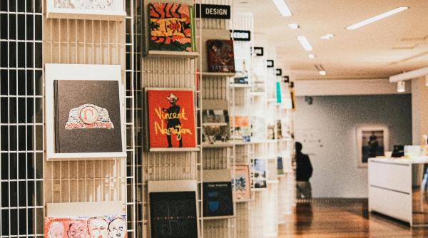 bookster spune ca nu a depus plangerea impotriva marilor librarii dupa acuzatiile si amenda de 6 milioane de lei aplicata lui liceeanu et alii