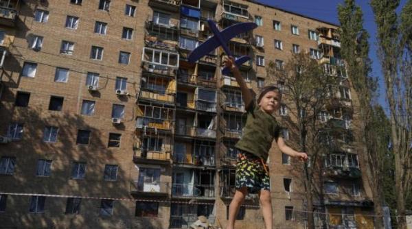 rusia pregateste toata regiunea kursk pentru ofensiva ucrainei adaposturi din beton armat vor fi instalate