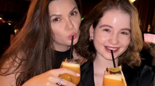 o ia irina columbeanu pe urmele ramonei gabor cele doua s au distrat intr un club de fite din mamaia in compania lui pescobar foto