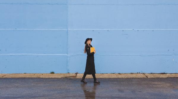 mersul cu spatele un nou trend neobisnuit de ce ar trebui sa faci asta