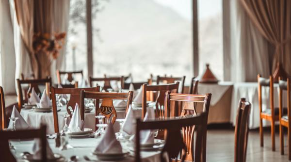 restaurant din gorj amendat cu 12 000 de lei de inspectorii dsv pentru nerespectarea normelor de siguranta alimentara