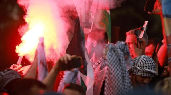 tensiunile tot mai mari din orientul mijlociu declanseaza scumpiri in lant pretul petrolului creste cu 3prc