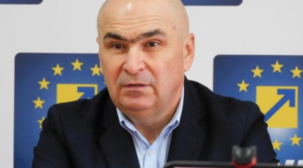 ilie bolojan vrea taxe pe autostrazi si apolodor din damasc ne da clasa val valcu arata un paradox nu le e rusine