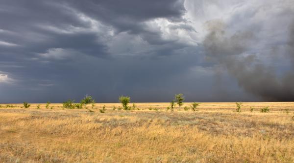 vremea pana luni 2 septembrie anm prognoza meteo cod galben de canicula dar si ploi torentiale