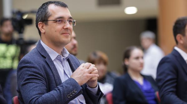 foaie verde palpitatii voiculescu e seful pe plantatii cantec viral pe grupurile interne ale usr