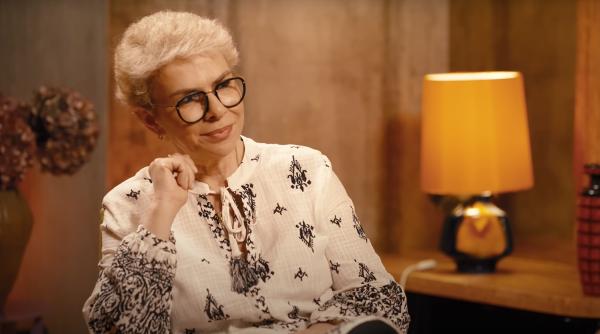 momentul cand teo trandafir a fost fericita pentru prima data in viata aveam 4 ani mi s a taiat rasuflarea