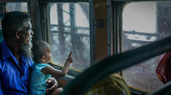 un autobuz scolar a intrat intr un grup de oameni 11 persoane decedate in china