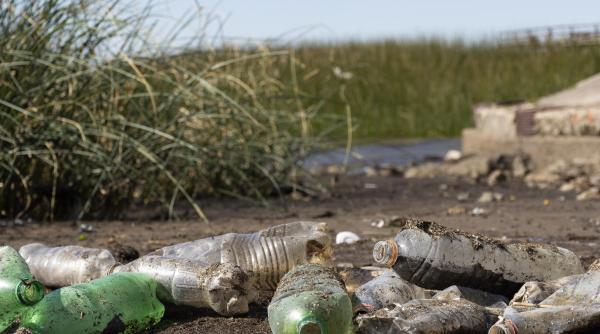 cele 10 tari care produc cea mai mare poluare cu plastic din lume cine este cap de lista