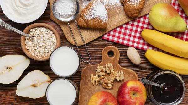 meniu de dieta cori gramescu trei mese si o gustare care te vor ajuta sa slabesti te bucuri de produsele preferate paine paste lactate fructe