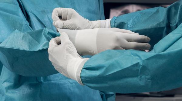 medici din italia vor armata in spitale pentru a i proteja vrem toleranta zero