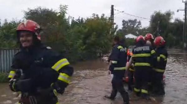se prelungeste codul rosu de inundatii pe raurile din galati marius matreata inhga situatia in continuare una critica
