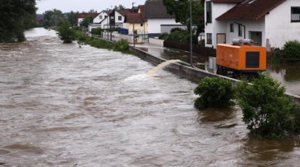 mae alerta de calatorie in trei state europene avertisment de precipitatii extreme si inundatii