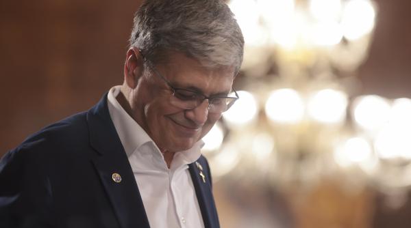 bolos si masurile de dreapta in cazul inundatiilor e de noaptea mintii tu platesti asigurare iar guvernul le face case de la zero celor fara asigurare