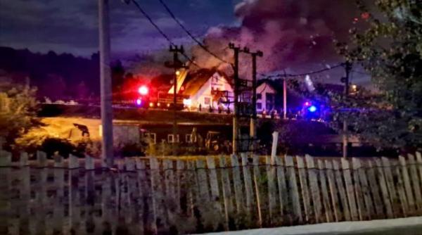 incendiu la o casa din petrosani trei persoane s au autoevacuat