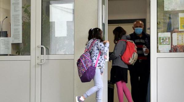 elevii din suedia vor incepe scoala de la 6 ani reactii si critici