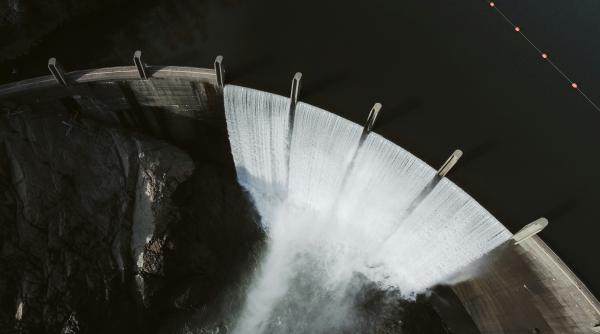 cel mai vechi baraj din tara intr un loc binecuvantat de dumnezeu e construit cand romania nu exista pe harta video