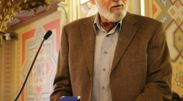 a murit omul de radio carol malinescu cunoscut pentru rubrica matinala 150 de cuvinte despre cei ce nu cuvanta