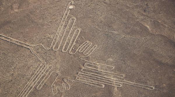 sute de noi geoglife misterioase au fost descoperite in nazca folosind inteligenta artificiala foto in articol