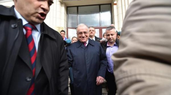iliescu exista un proletariat nou corporatist pe de alta parte cei umiliti si obiditi vor avea nevoie mereu de o lumina