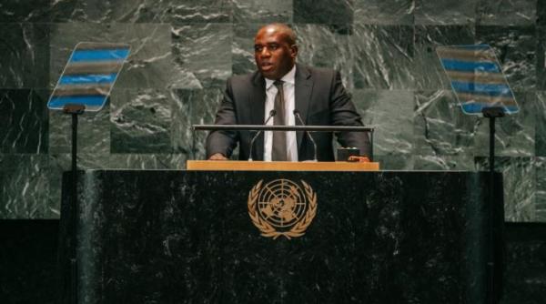 regatul unit a inchiriat un zbor comercial pentru evacuarea cetatenilor sai din liban