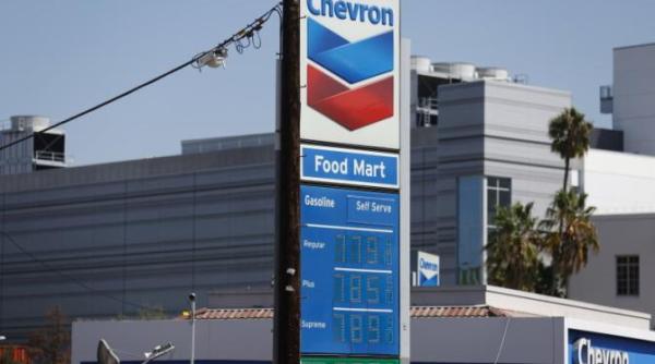 sumele uriase de bani platite guvernelor straine de catre gigantii petrolieri americani