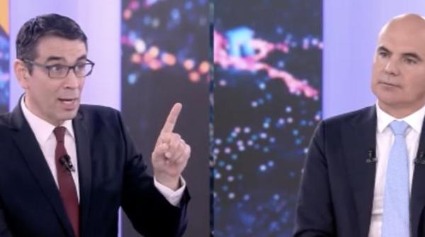 rares bogdan face cu mana psd ului guvernam cu o mana la spate