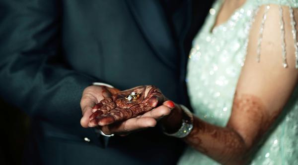 india refuza incriminarea uneia dintre cele mai odioase practici maritale cate abuzuri s au savarsit de a lungul anilor analiza bbc