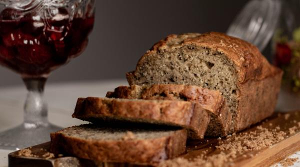 reteta clasica de banana bread ingredientul secret e fructul confiat