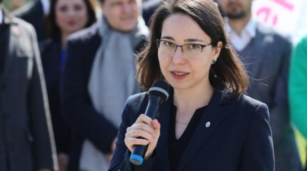 ana ciceala deschide lista de candidati la senat pentru bucuresti din partea partidului sens