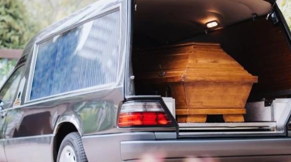 camera deputatilor romanii decedati in strainatate vor fi repatriati pe banii statului