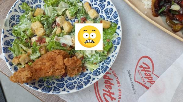 ce a gasit un cititor dcnews in salata de la celebrul fast food happy din afi primul din romania foto