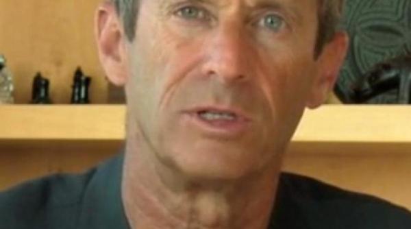 beny steinmetz retinut la atena in baza unui mandat de arestare emis de romania