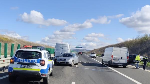doua camioane rasturnate pe a1 si o tamponare la cateva ore distanta toate in zona sebes soferii au fost raniti