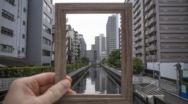 locuintele minuscule emblematice pentru criza imobiliara eliminate de hong kong