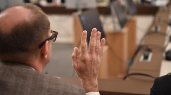 alegeri parlamentare 2024 unde candideaza comunicatorii psd pnl si usr lista politicienilor pe care ii vezi aproape zilnic la tv