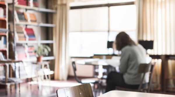 cea mai eficienta metoda de invatare dezvaluita de un profesor emerit de ce sa nu inveti noaptea ce se intampla in creier