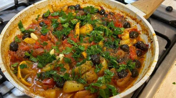 mancarica de dovlecei cu masline a la cezar