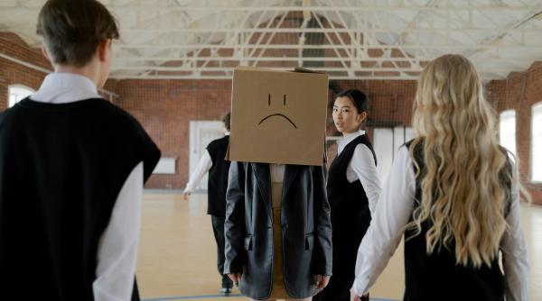 cum arata violenta absenteismul consumul de substante si hartuirea in unitatile de invatamant concluziile studiului siguranta in scoala