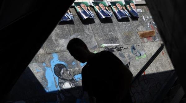 profil de candidat la alegeri in bulgaria un fost bodyguard un oligarh sanctionat de sua si un academician reformist