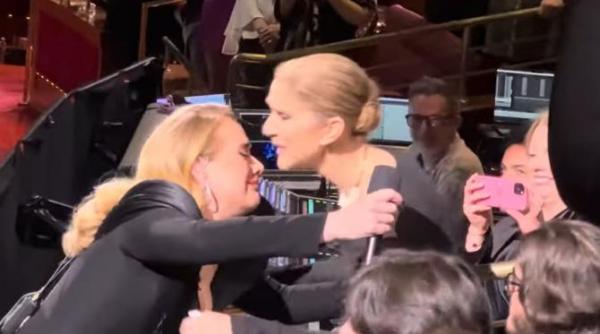 adele in lacrimi la vederea lui celine dion in timpul concertului sau in las vegas reactia impresionanta a canadiencei