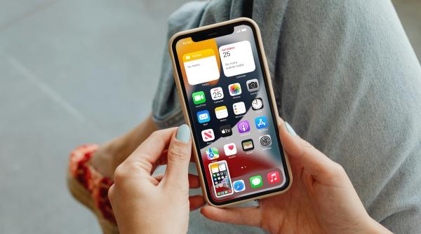 premiera in europa app store poate fi acum sters de pe iphone nu doar ascuns cand e posibil