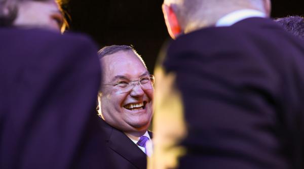 asul din maneca lui ciuca analiza dupa dezbaterea de la antena 3 cnn