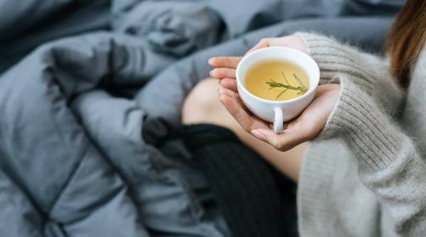 aceste ceaiuri iti pun pe fuga metabolismul bea le zilnic si vei vedea schimbari in oglinda