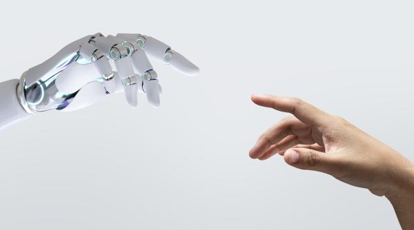 microsoft 365 copilot un asistent genial mihaela zamfirescu explica pe intelesul tuturor cum functioneaza si cu ce e diferit de chatgpt