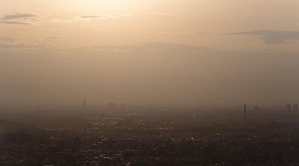 care este cel mai poluat oras din lume nu din cauza industriei ci a petardelor