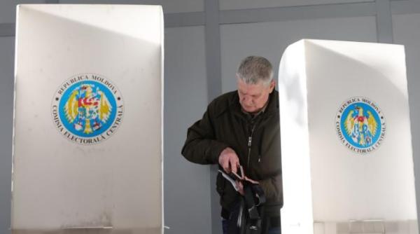 foto cei mai varstnici moldoveni care au votat in diaspora in marea britanie pentru viitorul moldovei