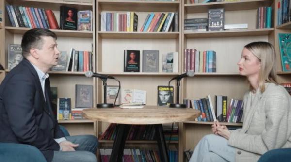 nicoleta hancu despre drumul catre actorie si provocarile scenei am realizat ca va trebui sa plec de acasa si sa fac ceva cu viata mea